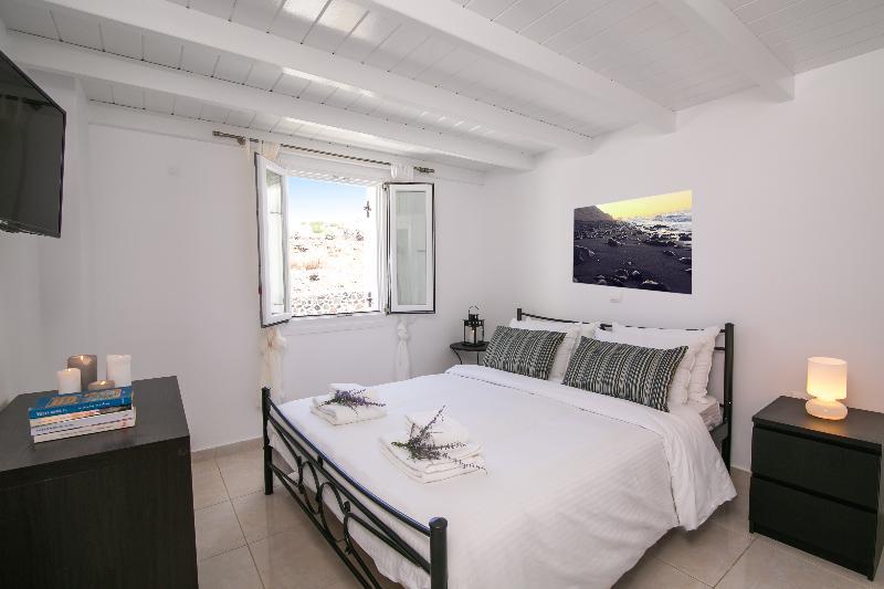 Apanomeria Boutique Residence Oia  Exterior foto